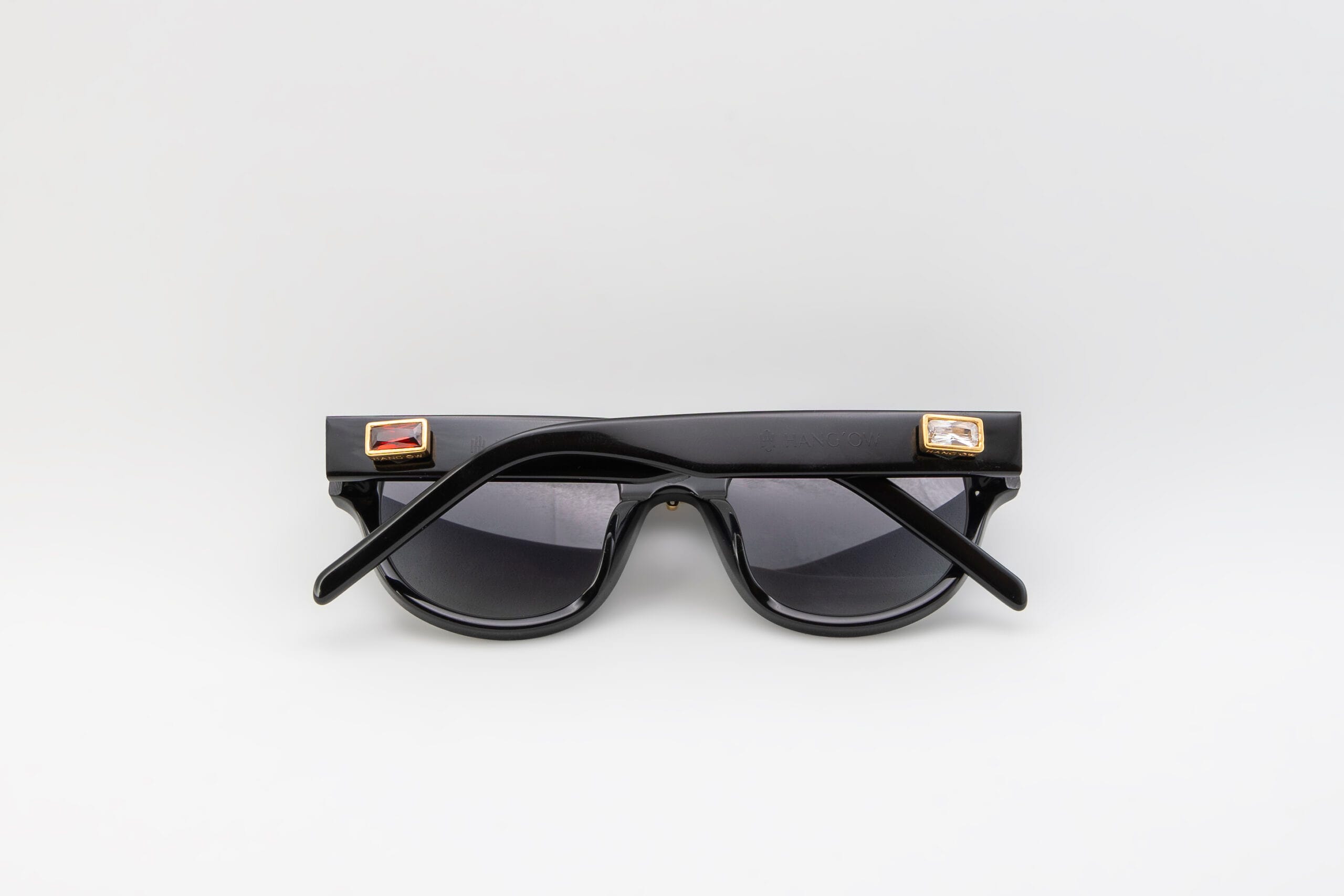 Sleek Black & Shiny Square Red/White